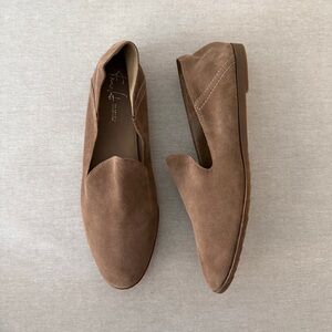 NWT Franco Sarto Sz 11 Beige Tan Suede Leather Loafers Flats Quiet Luxury Office